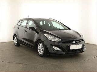 Hyundai i30 1.6 CRDi, po STK, p�kn� stav
