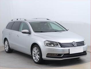 Volkswagen Passat 2.0 TDI, Serv.kniha, Xenony