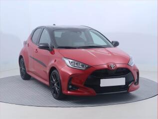 Toyota Yaris 1.5 VVT-i, Automat, �R,1.maj