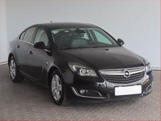 Opel Insignia 1.6 CDTI, Navi, Xenony