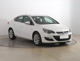 Opel Astra 1.6 16V, Serv.kniha, Tempomat