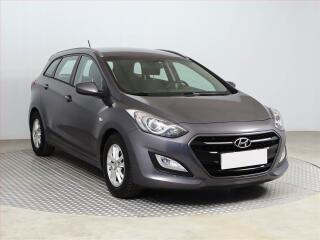 Hyundai i30 1.6 MPI, Serv.kniha, Tempomat