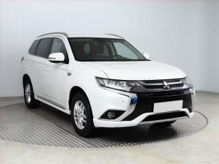 Mitsubishi Outlander 2.0 PHEV, 4X4, Automat, �R