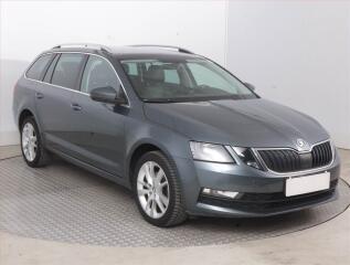 �koda Octavia 1.5 TSI, Serv.kniha, K��e