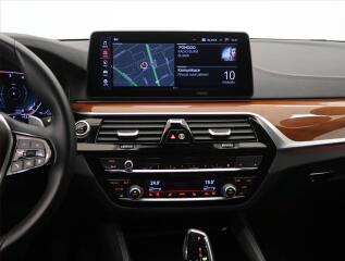 BMW Řada 5 (2022) 540d xDrive - náhled 12