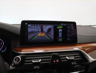 BMW Řada 5 (2022) 540d xDrive - náhled 17