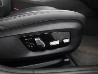 BMW Řada 5 (2022) 540d xDrive - náhled 23