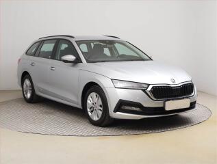 �koda Octavia Ambition 2.0 TDI, �R,1.maj