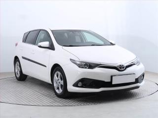 Toyota Auris 1.6 Valvematic, Automat