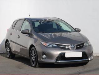 Toyota Auris 1.6 Valvematic, Serv.kniha