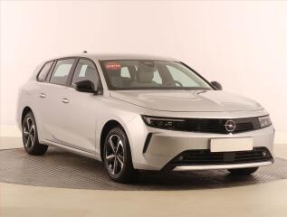 Opel Astra Edition 1.2 Turbo, digi klima