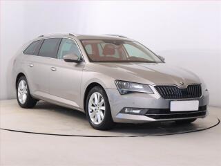 �koda Superb 1.6 TDI, Automat, Navi