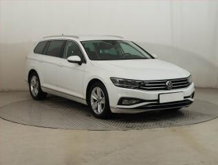 Volkswagen Passat 2.0 TDI, Automat, �R,1.maj