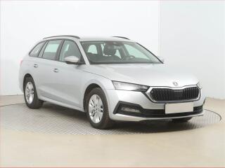 �koda Octavia Ambition 2.0 TDI, �R,1.maj