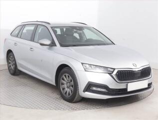 �koda Octavia Ambition 2.0 TDI, �R,1.maj