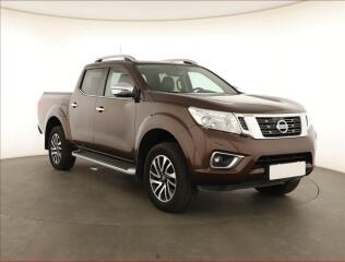 Nissan Navara 2.3 dCi, Navigace, Xenony