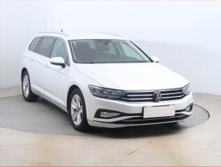 Volkswagen Passat 2.0 TDI, Automat, �R,1.maj