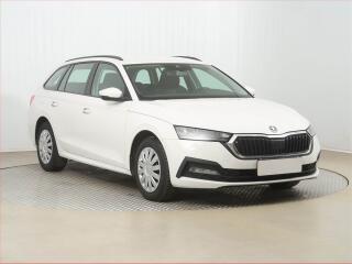 �koda Octavia Ambition 2.0 TDI, �R,1.maj