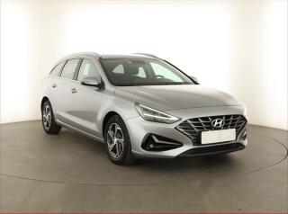 Hyundai i30 1.5 T-GDI, Automat, �R,1.maj