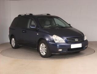Kia Carnival 2.9 CRDi, 7�m�st, nov� STK
