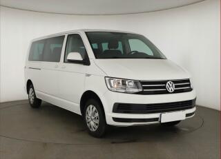 Volkswagen Caravelle Comfortline 2.0 TDI, �R