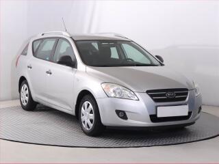 Kia Ceed 1.4 CVVT, Serv.kniha, nov� STK