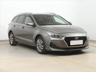 Hyundai i30 1.6 CRDi, Tempomat