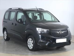 Opel Combo 1.2 Turbo, 5M�st, SR