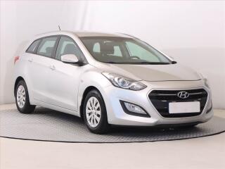 Hyundai i30 Comfort 1.6 CRDi, Serv.kniha