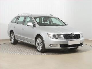 �koda Superb 2.0 TDI, Xenony, Tempomat