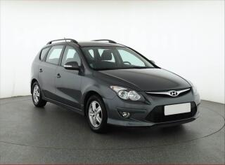 Hyundai i30 1.4 CVVT, Serv.kniha