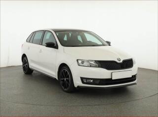 �koda Rapid Spaceback 1.4 TDI, Xenony