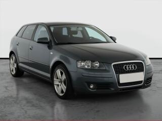 Audi A3 1.4 TFSI, pln� poj�zdn�