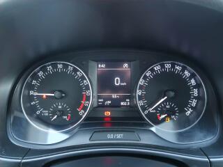 Volkswagen Golf Sportsvan (2017) Comfortline 1.6 TDI - náhled 11