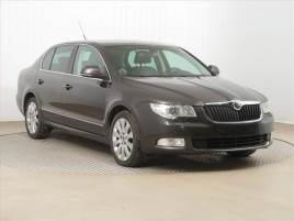 koda Superb Elegance 2.0 TDI, Navi, Xenony