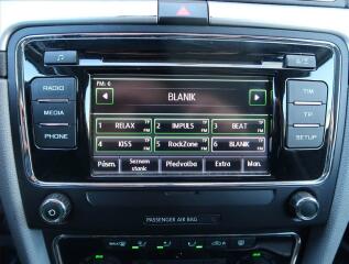 Toyota RAV4 (2024) 2.5 Hybrid, GR SPORT, ACC, 4x4 - náhled 9