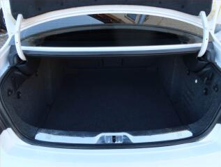 Toyota RAV4 (2024) 2.5 Hybrid, GR SPORT, ACC, 4x4 - náhled 15