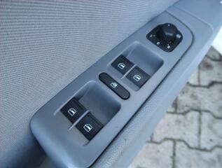 Toyota RAV4 (2024) 2.5 Hybrid, GR SPORT, ACC, 4x4 - náhled 17