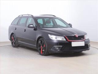 �koda Octavia RS 2.0 TDI, po STK, Ta�n�