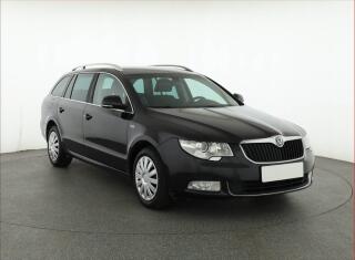 �koda Superb 2.0 TDI, Serv.kniha, Xenony
