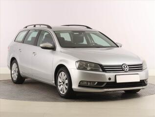 Volkswagen Passat Comfortline 2.0 TDI, Navi