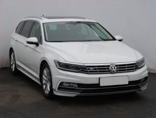 Volkswagen Passat R-Line 1.6 TDI, Automat