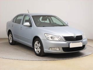 koda Octavia Ambiente 1.6 TDI, Tempomat