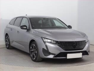 Peugeot 308 Allure 1.2 PureTech, Automat