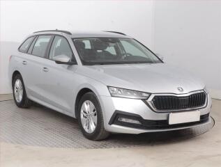 �koda Octavia Ambition 2.0 TDI, �R,1.maj