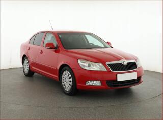 �koda Octavia 1.6 TDI, nov� STK, servisovan�