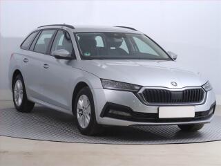 �koda Octavia Ambition 2.0 TDI, �R,1.maj
