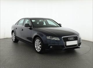 Audi A4 1.8 TFSI, Serv.kniha, Navi