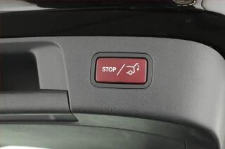 Mercedes-Benz GLA (2018) 180, AUTOMAT, NAVI - náhled 16