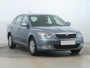 koda Octavia 1.8 TSI, Serv.kniha, Tempomat